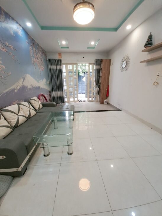 Nhà Nguyễn Hồng Đào, Tân Bình, 1 Trệt 1 Lầu HXH gần, 4 x14.8m, 4,1 Tỷ TL
