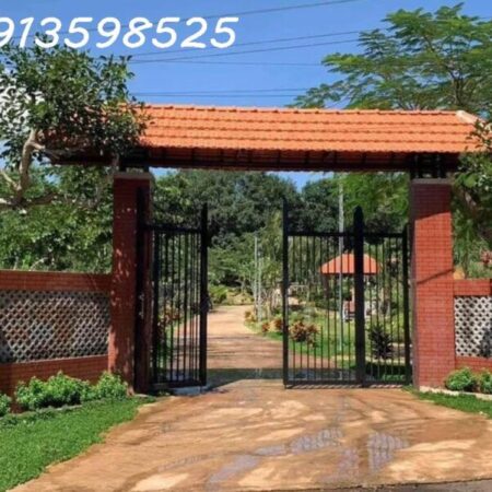 Cần tiền cho con đi XKLD bán nhà vườn 2300m2, 300 tr, có nhà cấp 4 và vườn cây trái.