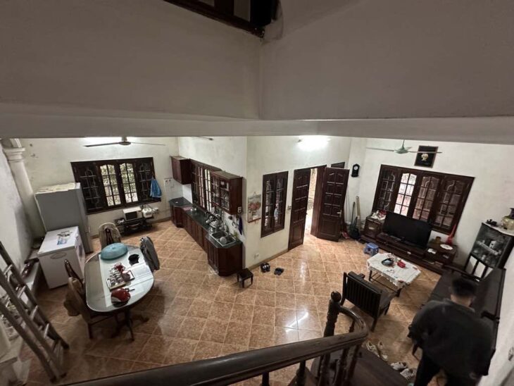 biệt thự sân vườn Ngọc Thuỵ-Long Biên, 472m x 3 tầng, mặt tiền 14m, ôtô tránh