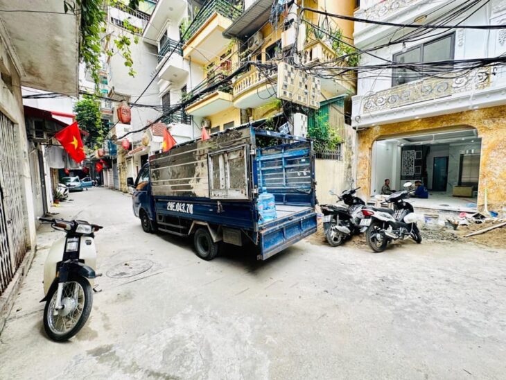 BÁN GẤP NHÀ NGUYỄN NGỌC VŨ-CẦU GIẤY-102M2 x 4T – MT 4.2M – 23.8 TỶ – ĐƯỜNG Ô TÔ TRÁNH – KD ĐỈNH