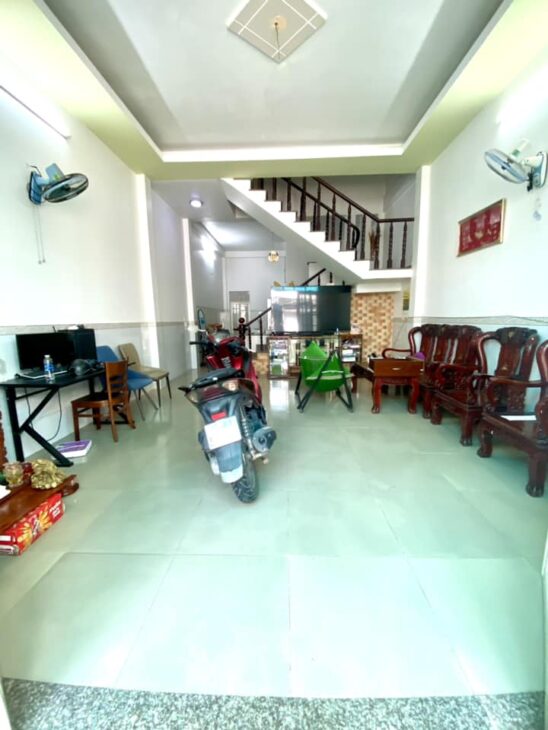 NHÀ TÂN CHÁNH HIỆP – QUẬN 12 – NHÀ 2 TẦNG THIẾT KẾ SANG TRỌNG MỚI TINH – HẺM NHỰA XE HƠI 5M THÔNG