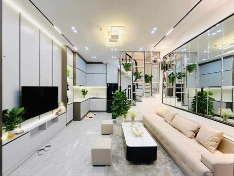 HÀNG HIẾM ĐỐNG ĐA – NHÀ ĐẸP SIÊU THOÁNG SÁNG VĨNH VIỄN: TRUNG TẢ: 28M, 4T, MT: 4.2M, 5.2 TỶ HÀNG HIẾM ĐỐNG ĐA – NHÀ ĐẸP SIÊU THOÁNG SÁNG VĨNH VIỄN: TRUNG TẢ: 28M, 4T, MT: 4.2M, 5.2 TỶ