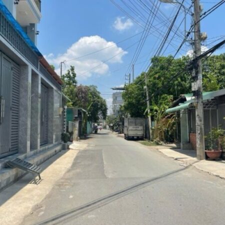 Bán 133m2 đất thổ cư đường Thạnh Xuân 38,Thạnh Xuân ,Quận 12 ,xây dựng ngay.