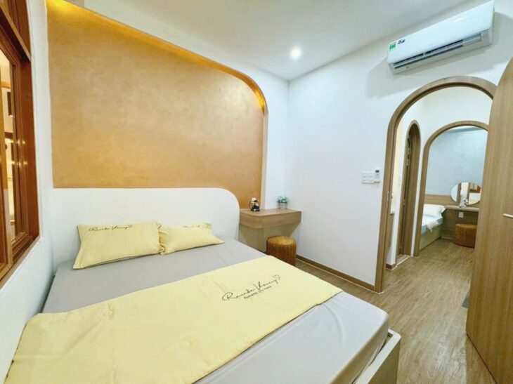 CĂN NHÀ NGHỈ 16 PHÒNG NGỦ – VỊ TRÍ VÀNG DĨ AN, BÌNH DƯƠNG – HẠ CÒN GIÁ 9.3 TỶ – SỔ HỒNG RIÊNG