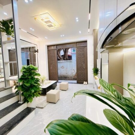 KHÂM THIÊN – Hàng Hiếm -Nhà Đẹp Siêu Thoáng – Gần Phố – Nhỉnh 5 tỷ – DT 30m x 4 Tầng x MT 4,5m