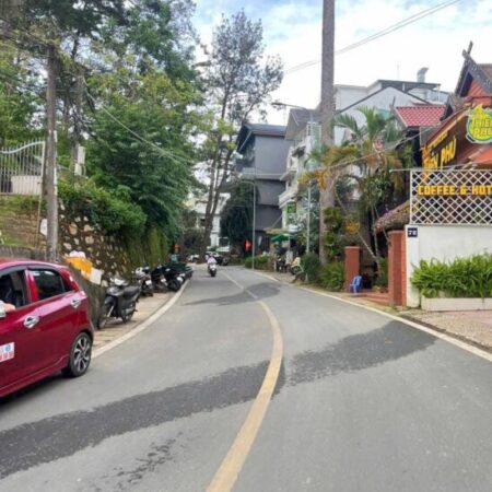 khách sạn Đà Lạt 12 phòng, MT đường Lý Tự Trọng, p 2, thành phố Đà Lạt 0938974428 khách sạn Đà Lạt 12 phòng, MT đường Lý Tự Trọng, p 2, thành phố Đà Lạt 0938974428