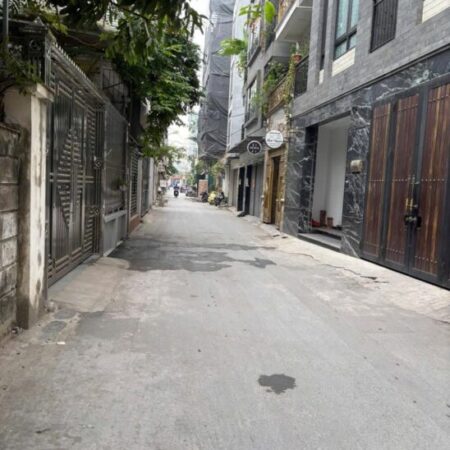 BÁN ĐẤT TÂY HỒ LÔ GÓC NGÕ THÔNG Ô TÔ TRÁNH VÀI BƯỚC RA HỒ TÂY TIỆN ÍCH BẠT NGÀN GẦN LOTEL ,NGOẠI