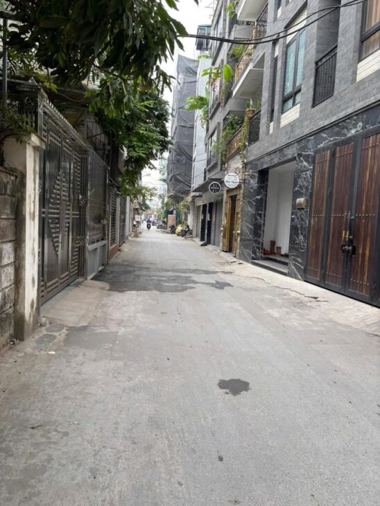 BÁN ĐẤT TÂY HỒ LÔ GÓC NGÕ THÔNG Ô TÔ TRÁNH VÀI BƯỚC RA HỒ TÂY TIỆN ÍCH BẠT NGÀN GẦN LOTEL ,NGOẠI