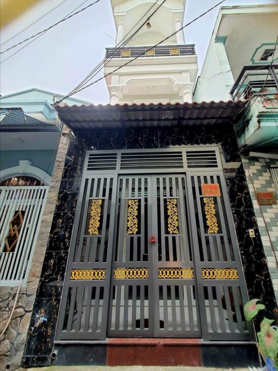 NHÀ MỚI ĐÓN TẾT ẤT TỴ – HT13 – Q12 – GẦN CHỢ HT – KV SẦM UẤT NHIỀU TIỆN ÍCH.