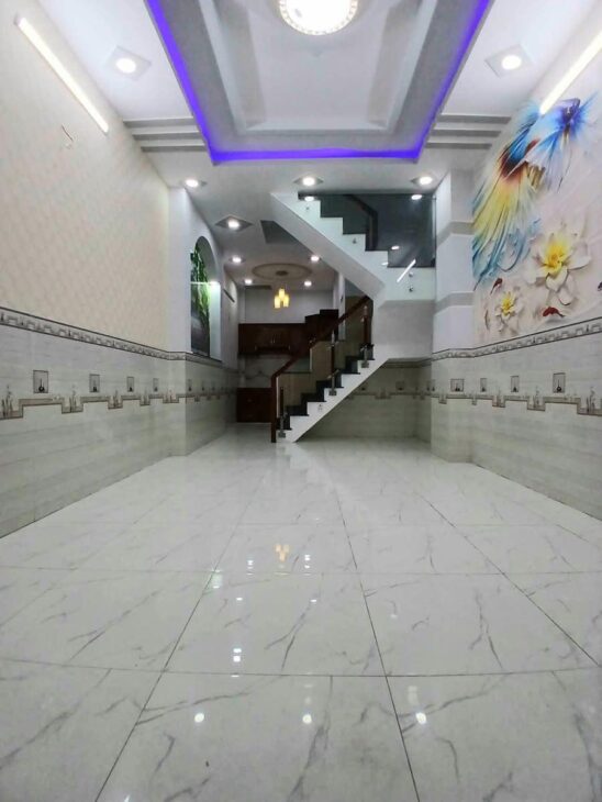 NHÀ MỚI ĐÓN TẾT ẤT TỴ – HT13 – Q12 – GẦN CHỢ HT – KV SẦM UẤT NHIỀU TIỆN ÍCH.