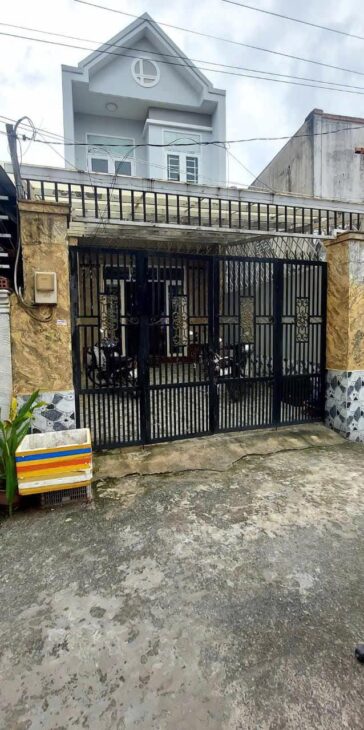 BÁN NHÀ NGAY CHỢ TÂN HIỆP HÓC MÔN – 94M2 – XE HƠI NGỦ TRONG NHÀ. CHỈ 2,85 TỶ TL.