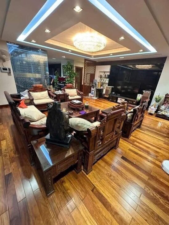 16 tỷ Phố Đào Tấn – hiếm – ô tô vào nhà – Kinh doanh – Gần phố