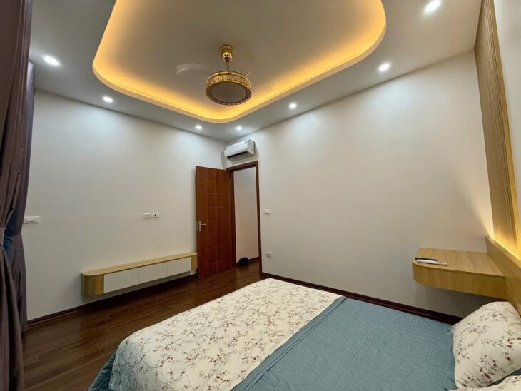 Siêu phẩm Mỹ Đình, Nam Từ Liêm diện tích 48m2 mặt tiền 4m, Lô góc, ngõ OTO, gần phố.