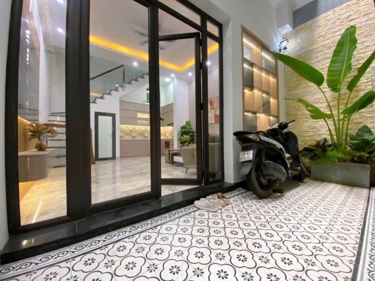 NHÀ ĐẸP PHỐ AN DƯƠNG THIẾT KẾ HIỆN ĐẠI DT;40M -5 TẦNG-MT;5,2M GIÁ 8,38 TỶ