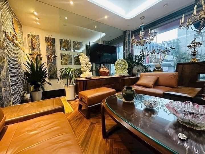 16 tỷ Phố Đào Tấn – hiếm – ô tô vào nhà – Kinh doanh – Gần phố