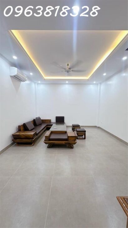 PHÂN LÔ VỈA HÈ THANG MÁY 7 TẦNG – OTO TRÁNH NHAU VỊ TRÍ VIP – TOÀ NHÀ VĂN PHÒNG VỪA Ở VỪA CHO THUÊ