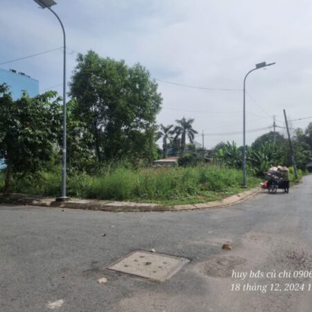 bán gấp lô đất góc 2 mặt tiền đường số 7 xã tân thông hội