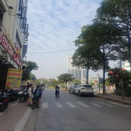 Chỉ hơn 1 tỷ có HK Hà Nội Vào ở luôn đón tết – CC Mặt Phố Thượng ĐÌnh – Vỉa hè – Vew cực đẹp –