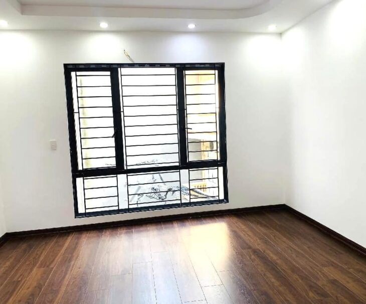 BÁN NHÀ LA KHÊ, HÀ ĐÔNG 37M2 X X5 TẦNG, Ô TÔ ĐỖ CỬA, NGÕ THÔNG THOÁNG, FILL NỘI THẤT