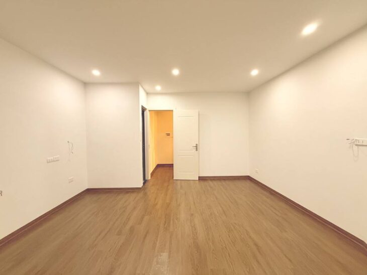 bán nhà Phan Kế Bính, nhà đẹp ở ngay, gần phố, ngõ rộng, 65m * 5 tầng – chỉ 12 tỷ