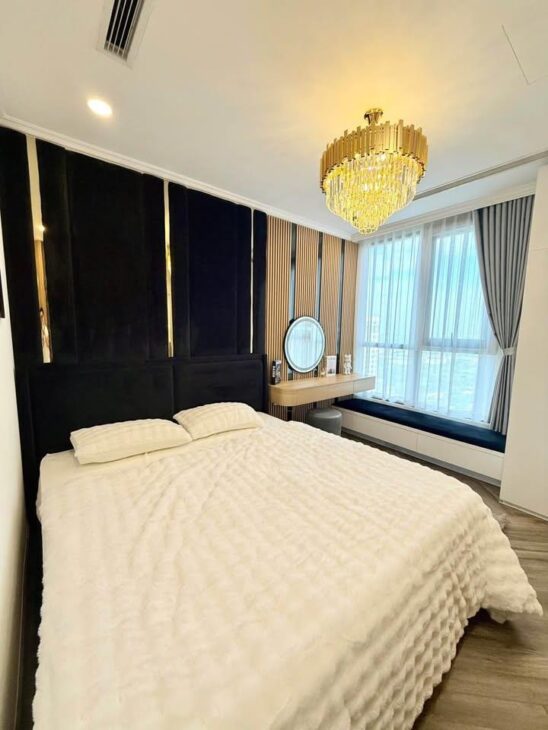 Bán căn góc 3 phòng ngủ sáng toà R4/R5 Royal City – 72 Nguyễn Trãi
