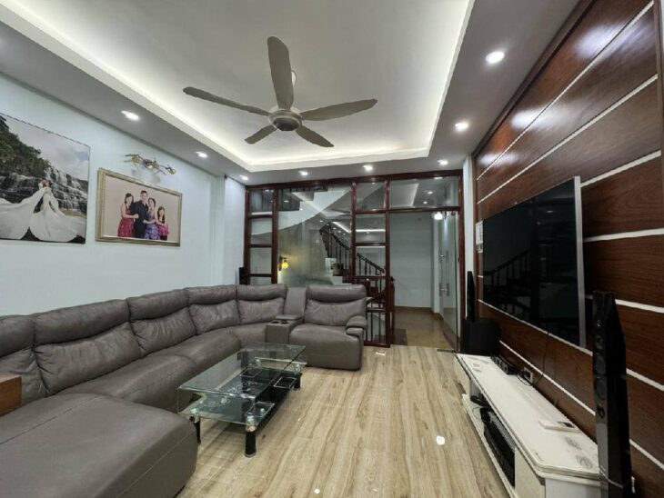 Văn Cao Hoàng Hoa Thám – Nhà đẹp phân lô – Mặt tiền rộng – 75m*5 tầng – nhỉnh 11 tỷ