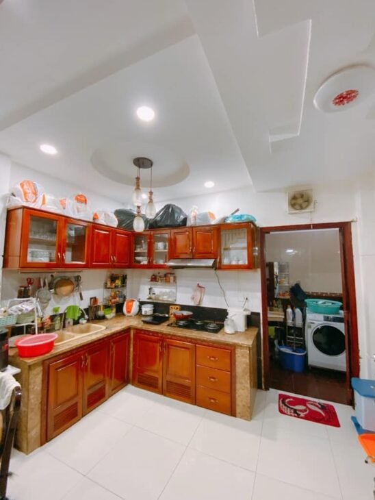 BÁN NHÀ 4 TẦNG, MẶT TIỀN ĐƯỜNG SỐ QUẬN 7 – GIÁ 15.8 TỶ – VỊ TRÍ VÀNG, SỔ HỒNG CHÍNH CHỦ