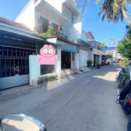 BÁN ĐẤT TẶNG NHÀ CẤP BỐN Mặt đường Gần cầu Hộ – Bến Cá – Hương lộ Ngọc Hiệp