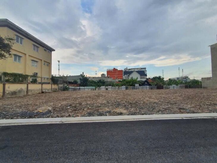 Bán Lô đất quá đẹp (10×20) cách 40m ra Trần Thị Năm