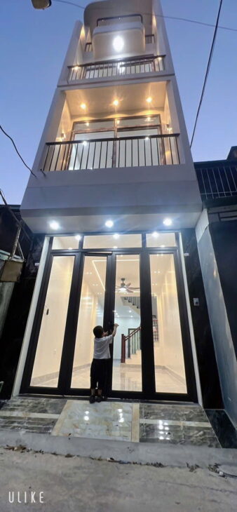 BÁN NHÀ RIÊNG PHỐ NGỌC TRÌ – LONG BIÊN, MỚI KÍNH KOONG, 47M2,4 TẦNG, 7.6 TỶ. BÁN NHÀ RIÊNG PHỐ NGỌC TRÌ – LONG BIÊN, MỚI KÍNH KOONG, 47M2,4 TẦNG, 7.6 TỶ.