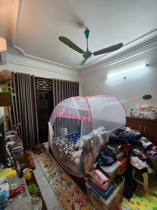 Mặt phố Hoàng Hoa Thám, Ba Đình, 86m2 C4 MT 5.7m, Giá rẻ xây tòa 17.5 TỶ