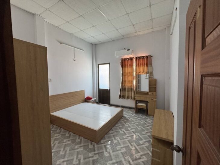 Bán nhà P.16 – Quận 8, đường Phú Định – HXH thông gần MT, chỉ 1sẹc – 64m2 – 3 tầng btct – 5,2 tỷ