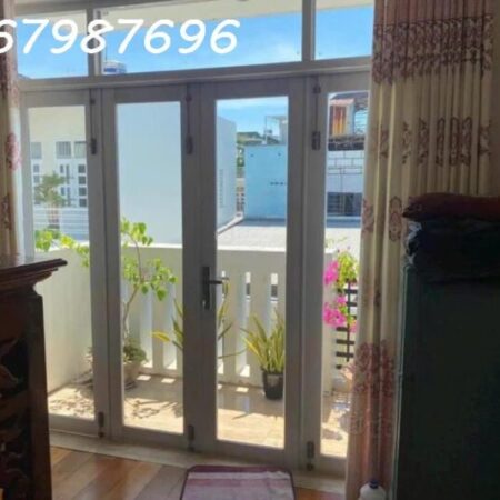 Cần bán nhà ở hẻm Quốc Tuấn Đường oto cách biển 4km nơi ở yên tĩnh