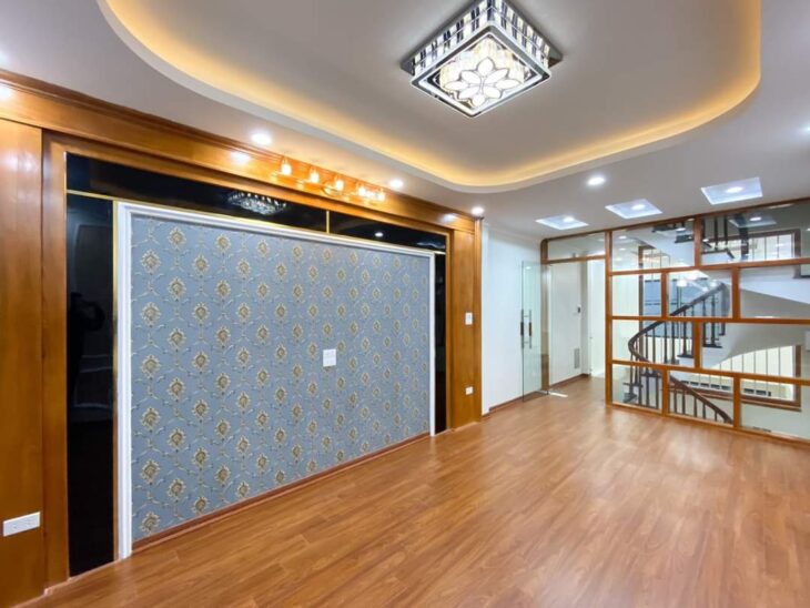 Bán gấp Cổ Nhuế kinh doanh sầm uất, ngõ thông các ngả, gara ô tô, 55mx5t chỉ 8.4 tỷ