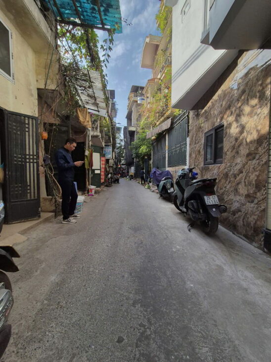 Nhà Đẹp Đón Tết Kim Mã, Ba Đình 5 Tầng Dân Xây, Ngõ Ô tô, Mặt Tiền 5m, Nhỉnh 6 Tỷ