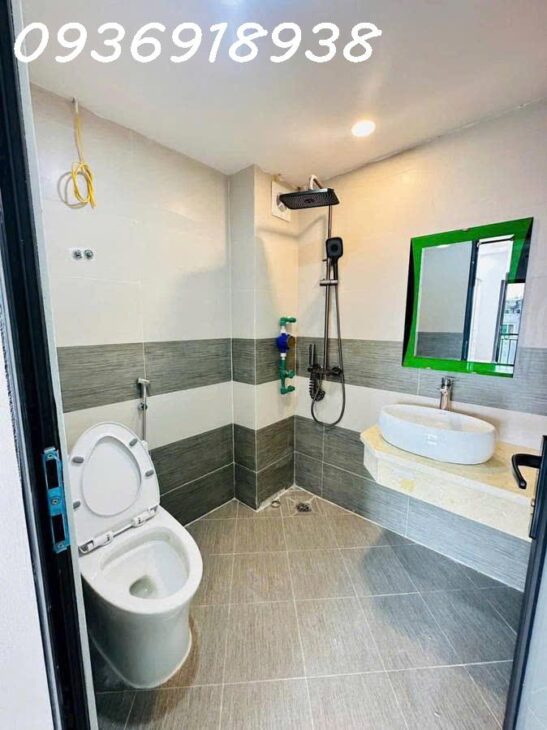 NHÀ MỚI-THANG MÁY-GẦN PHỐ -CỰC HIẾM-XÃ ĐÀN, ĐỐNG ĐA-7.5 TỶ