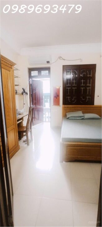 Chính chủ bán nhà ngõ Láng Hạ, Dt: 40m2 x 4 tầng, kinh doanh đường 3 ô tô tránh 13 tỷ