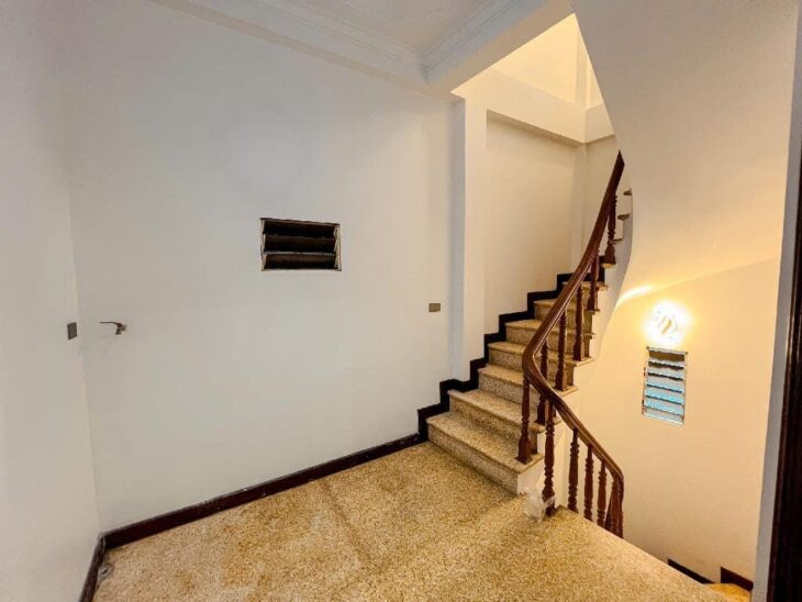 BÁN Nhà Phố 40m2, Hiện Đại, Vị Trí Đắc Địa – Kim Ngưu, Quỳnh Mai, HBT, HN, DT: 40m², 4 tầng, nhỉnh