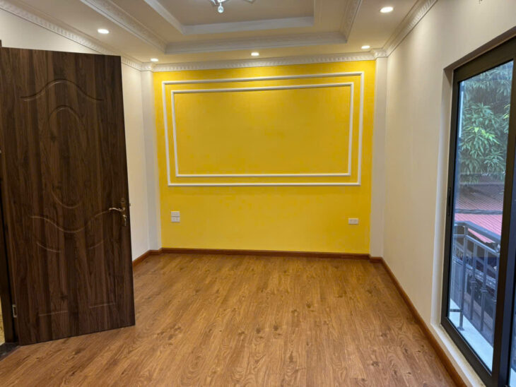 Cần Bán gấp nhà Đức Giang – Lô góc – ngõ nông, gần oto, 32m, 5 tầng hiện đại; 4,65 tỷ