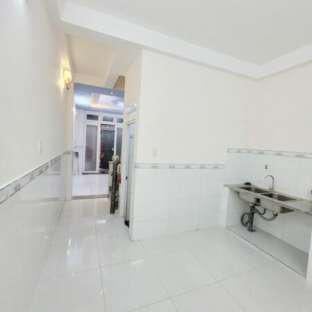 Nhà ĐINH BỘ LĨNH, BT, cần bán gấp, 40m2, giá chỉ 6.5 tỷ Nhà ĐINH BỘ LĨNH, BT, cần bán gấp, 40m2, giá chỉ 6.5 tỷ