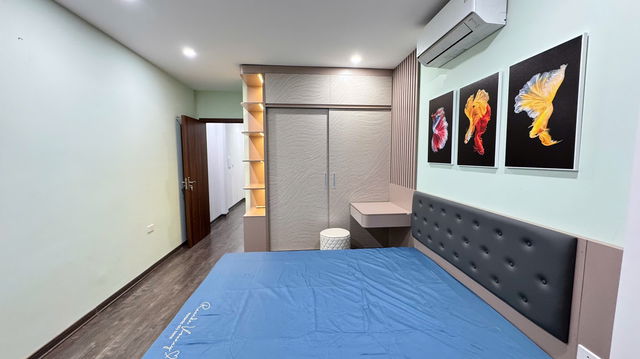 NHÀ MỚI ĐẸP BỒ ĐỀ FULL NỘI THẤT 32M2, 5 TẦNG, Ô TÔ ĐỖ CỬA. 6.45 TỶ.