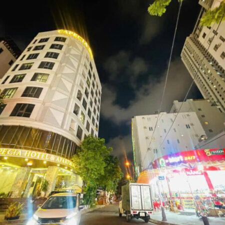 Chỉ 4,8 tỷ có ngay căn 84m2 cách Võ Văn Kiệt 10m, sát biển Mỹ Khê, Đà Nẵng