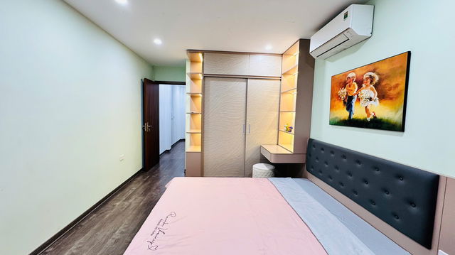 NHÀ MỚI ĐẸP BỒ ĐỀ FULL NỘI THẤT 32M2, 5 TẦNG, Ô TÔ ĐỖ CỬA. 6.45 TỶ. NHÀ MỚI ĐẸP BỒ ĐỀ FULL NỘI THẤT 32M2, 5 TẦNG, Ô TÔ ĐỖ CỬA. 6.45 TỶ.
