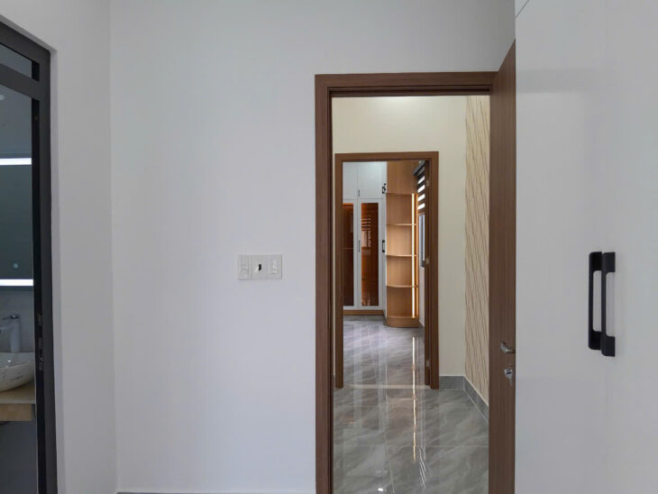 Bán CHDV 5 tầng 152m2 có 19,5 tỷ Bùi Văn Ngữ Hiệp Thành Quận 12 Hồ Chí Minh