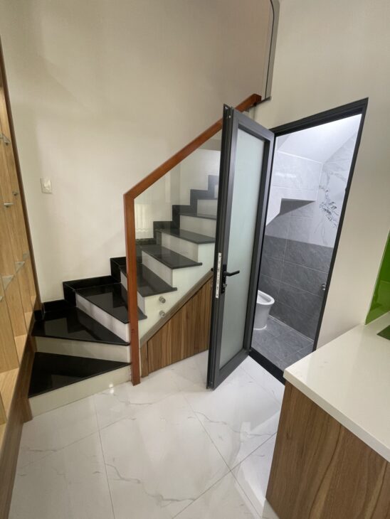 Bán nhà giá 4.8 tỷ, HUỲNH VĂN BÁNH, BTCT, 5m x 9m, 3 phòng