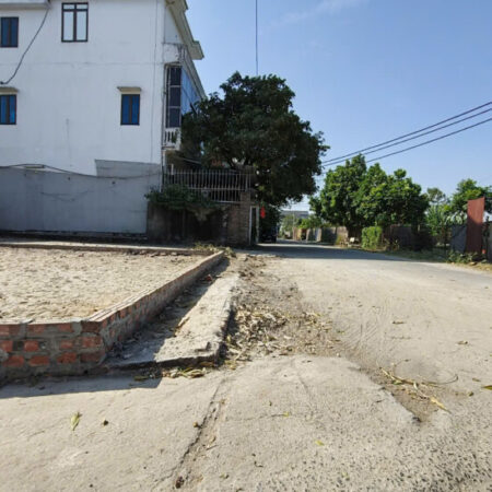 Bán lô góc bìa làng Hương Trầm Thuỵ Lâm giá đầu tư