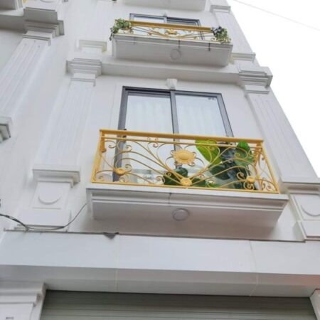 Nhà đẹp ở luôn Liên Mạc, ô tô đỗ cửa, kinh doanh, 2 thoáng view hồ, 55mx5t, 6N nhỉnh 5 tỷ