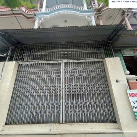 CHO THUÊ MT TẦNG 1 ĐƯỜNG NGÔ QUYỀN