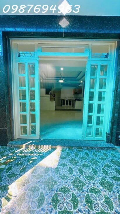 Q8 ÂU DƯƠNG LÂN HÀNG HIẾM XE HƠI VÀO NHÀ 44M2 NHÀ ĐẸP 4 TẦNG VIEW Q1 GẦN SIÊU THỊ GẦN TRƯỜNG HỌC