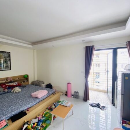 BÁN NHÀ PHỐ HUỲNH THÚC KHÁNG, MỖI NGÀY CÓ 3 triệu, 11 tầng, 48m, 16.3 tỷ